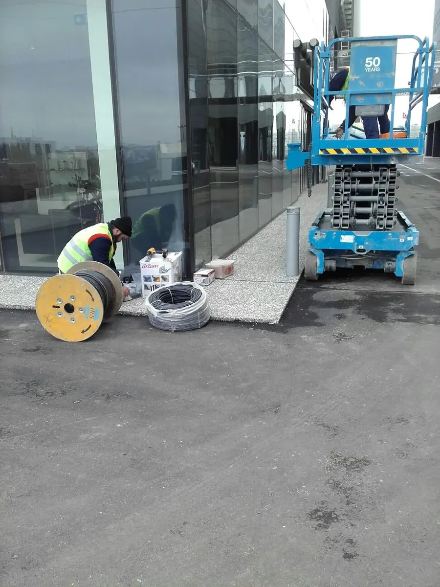 Borusan Otomotiv elektrik taahhüt projesi görseli — görsel 8