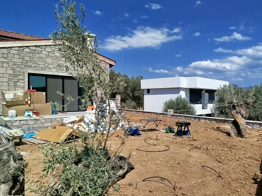 Villa elektrik taahhüt projesi saha görseli — Ayvalık — görsel 11